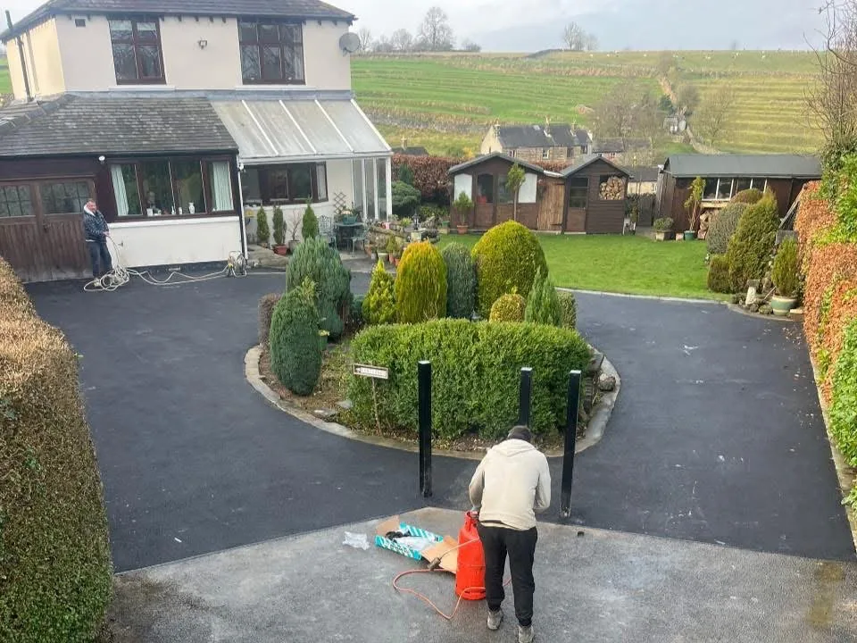 Supplied JJ Driveways tarmac driveways portfolio work, project 31